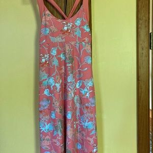 Patagonia  sporty twist strap sundress coral print XS. Shelf bra.